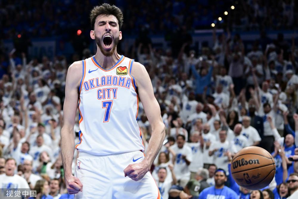 她从主攻位 她从主攻位