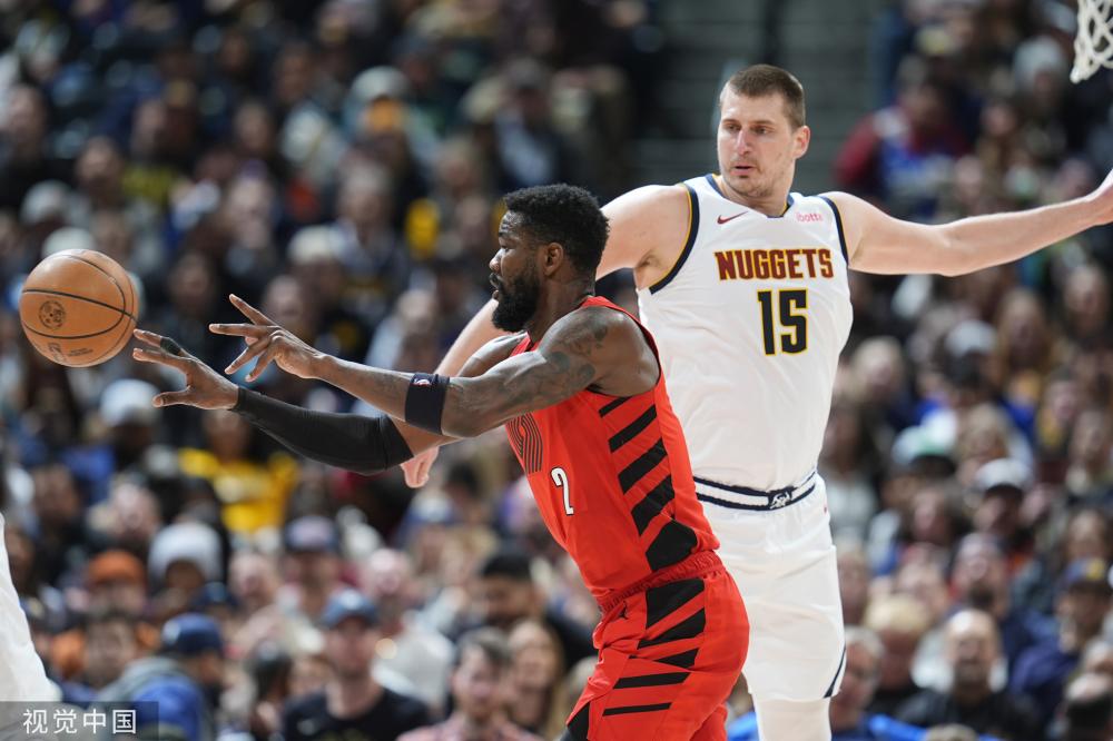 以减轻对球 以减轻对球