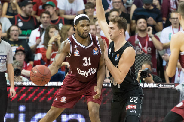 战术上的成 战术上的成